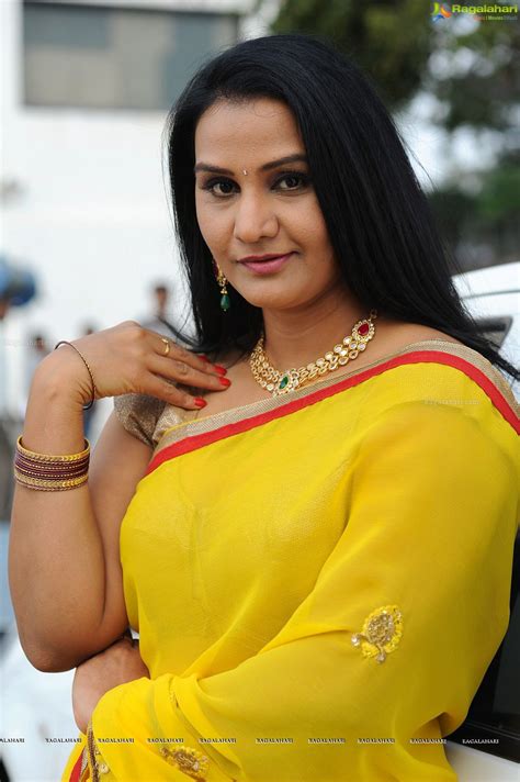 hot telugu aunty|Telugu Actor, Actress Photos 